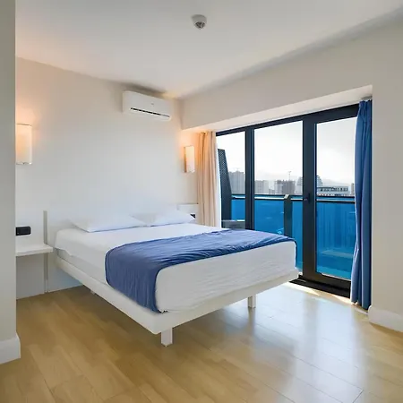 Panorama King Suite Vip Hotel Batumi Exterior photo