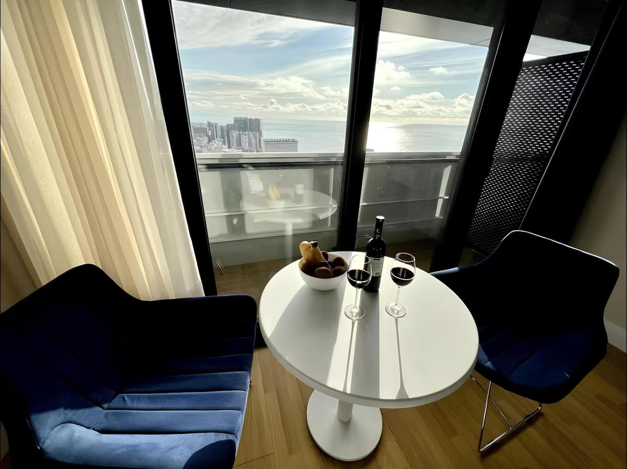 Panorama King Suite Vip Hotel Batumi
